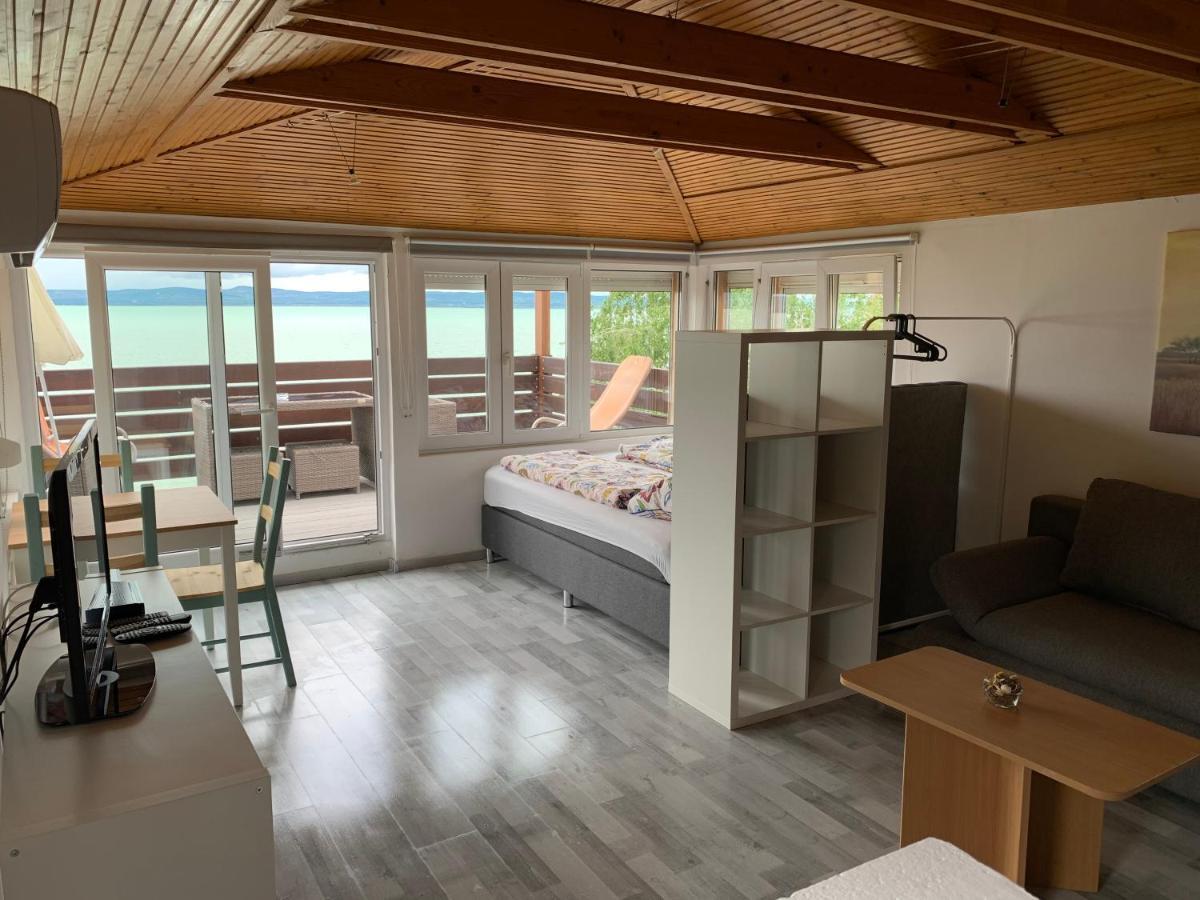 Beach Resident Balatonszemes Luaran gambar