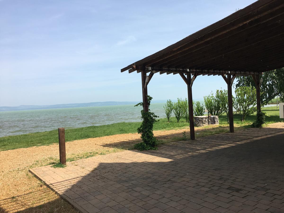 Beach Resident Hotel Balatonszemes Luaran gambar