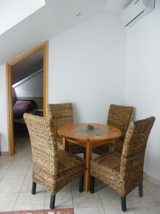 Beach Resident Balatonszemes Luaran gambar